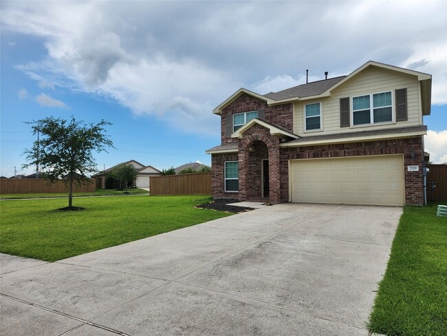 Building Photo - 2119 Del Mar Dr