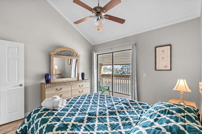 Building Photo - 2535 Great Scott Dr