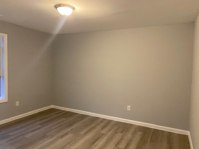 Building Photo - 18 Nuvern Ave