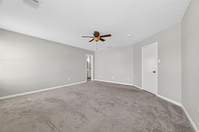 Building Photo - 15826 Kings Cypress Ln