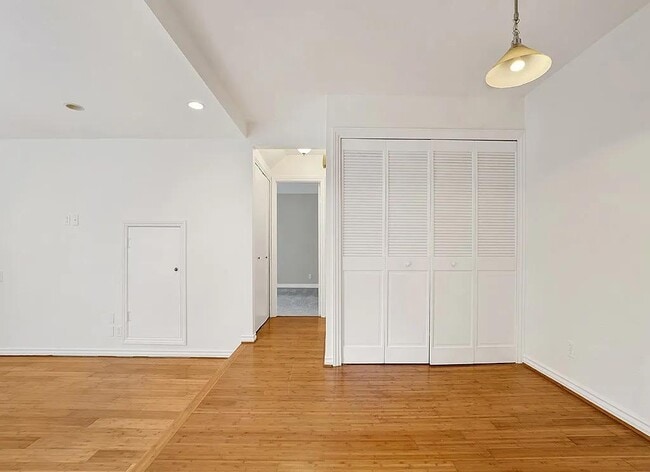 Building Photo - 16879 Bluewater Ln