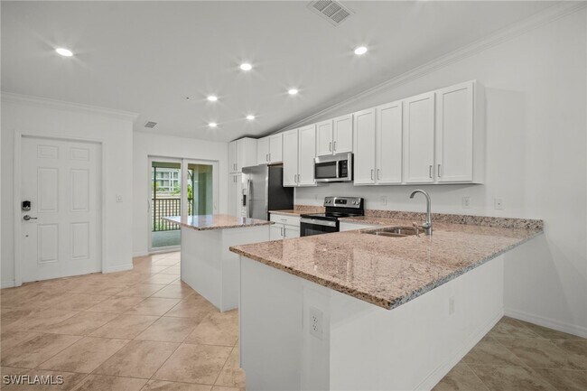 Building Photo - 43051 Greenway Blvd