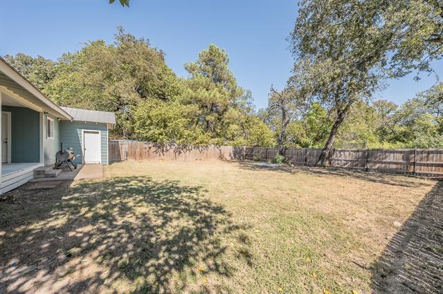 Building Photo - 1009 S Waco St