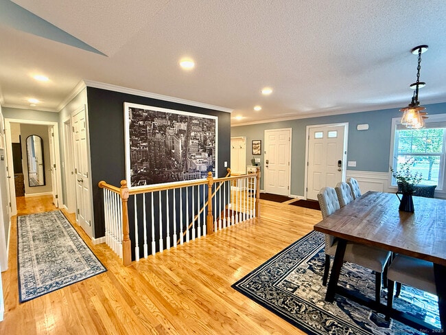 Building Photo - 28 Woodridge Dr