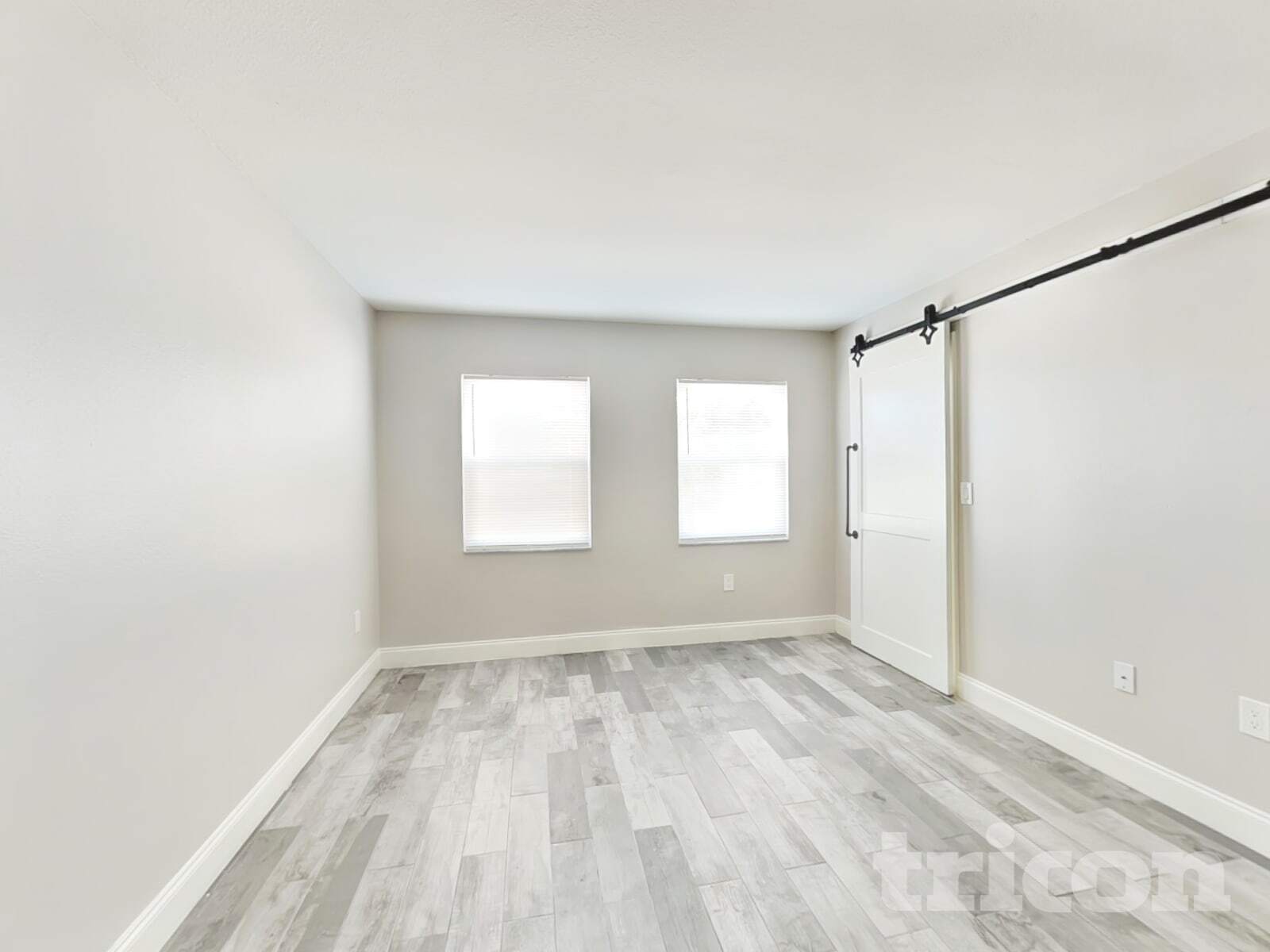 Building Photo - 10391 Lear St