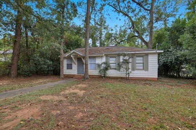 Building Photo - 519 W 6th Ave