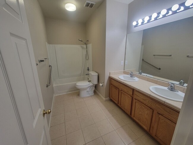 Building Photo - 8624 Banton Cir