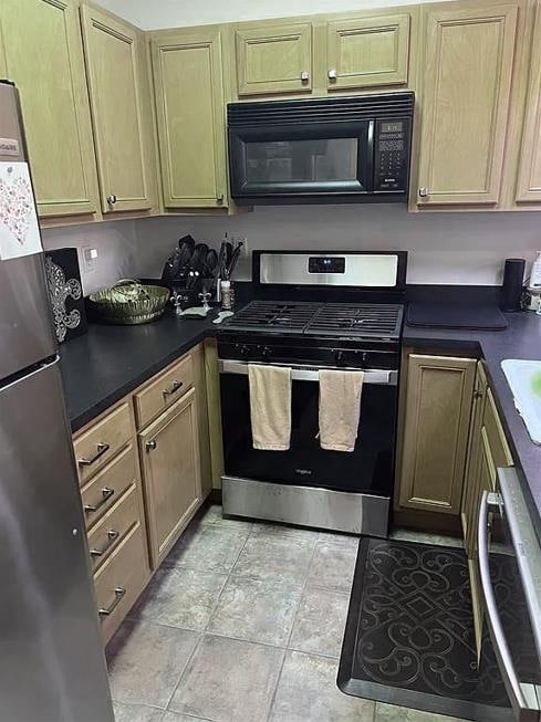 Building Photo - 608 Jefferson St