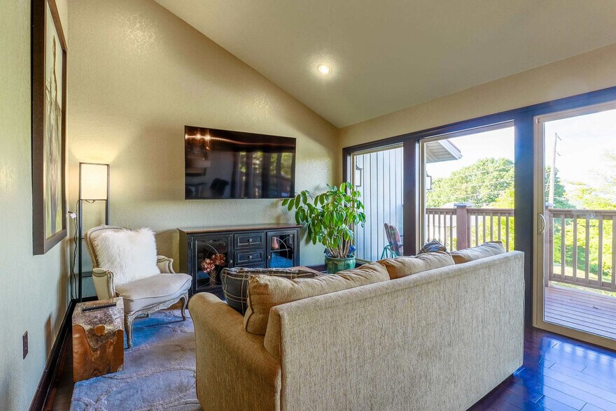 Building Photo - 14807 Dutchmans Dr