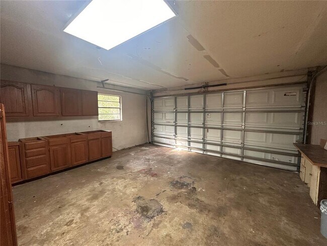Building Photo - 25946 Pine Ridge Rd