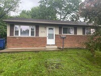 Building Photo - 2670 Glenbriar St
