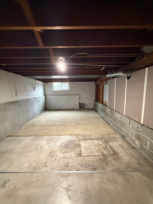 Building Photo - 1115-1117 Long Ave