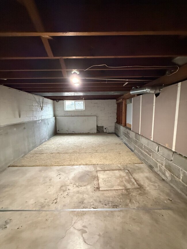 Building Photo - 1115lo