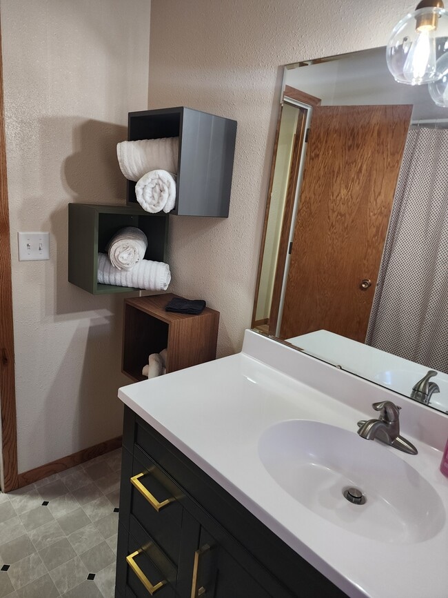 Building Photo - 4-plex