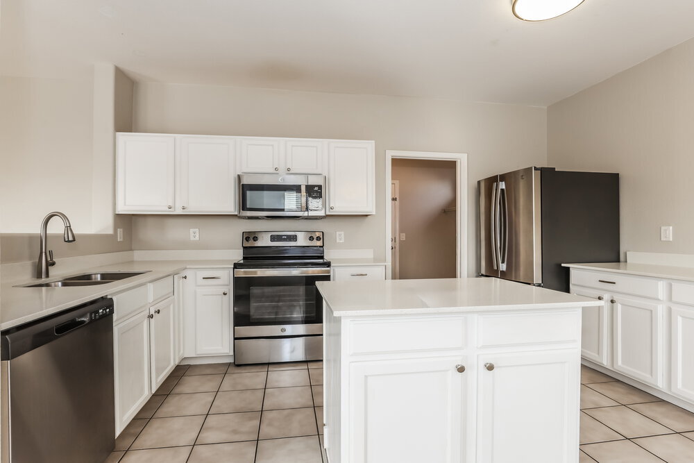 Building Photo - 6409 W Pioneer St