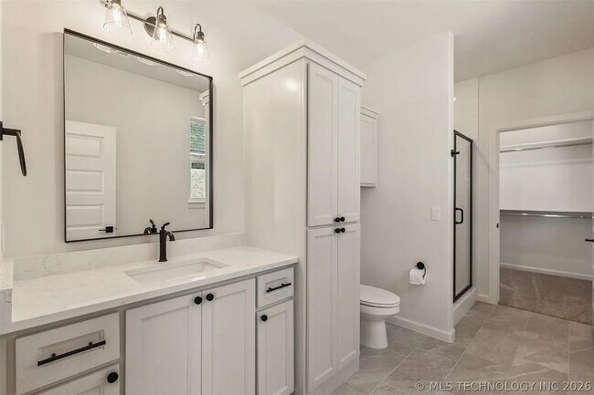 Building Photo - 2722 E 134th St S