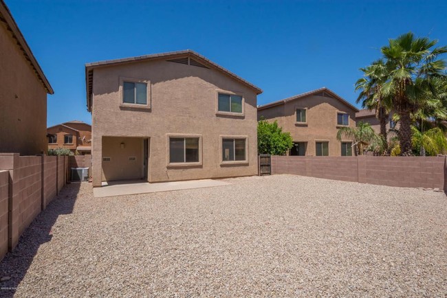 Building Photo - 8332 N Johnson Dr