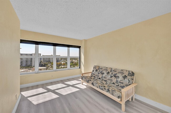 Building Photo - 3700 Galt Ocean Dr