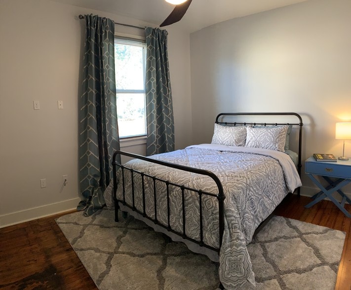 Bedroom 2 - 1641 Alvar St