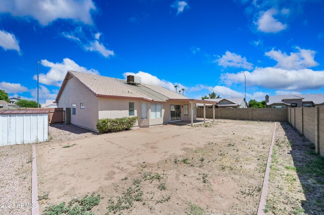 Building Photo - 856 54 Cir