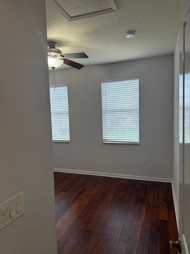 Building Photo - 2914 River Birch Dr