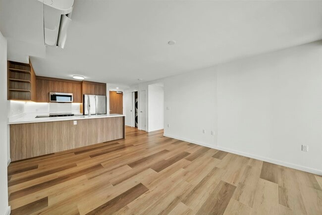 Building Photo - 1500 Rycroft St