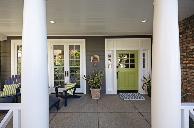 Building Photo - 13 Cape Danbury