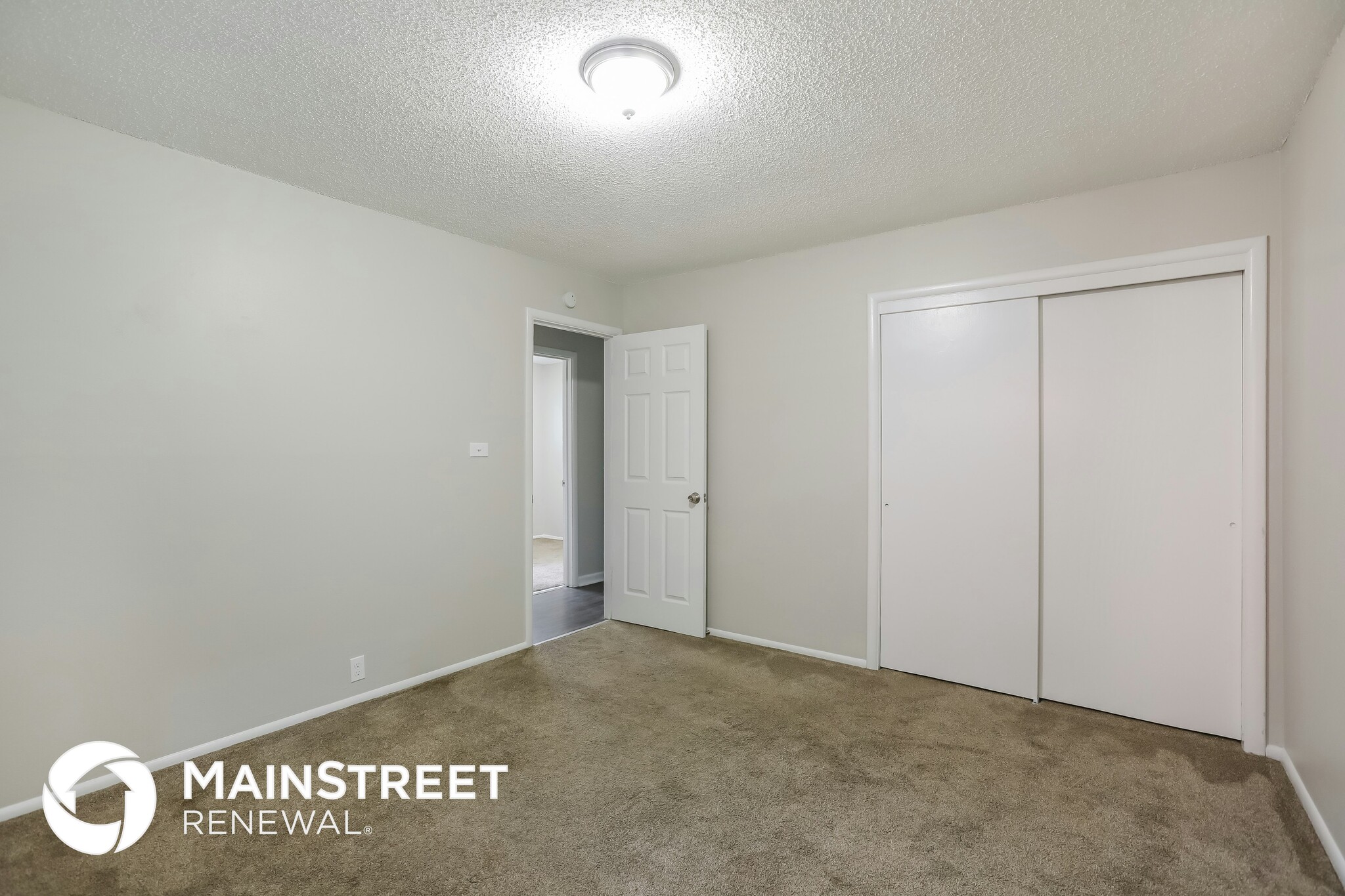 Building Photo - 10903 Bennington Ave