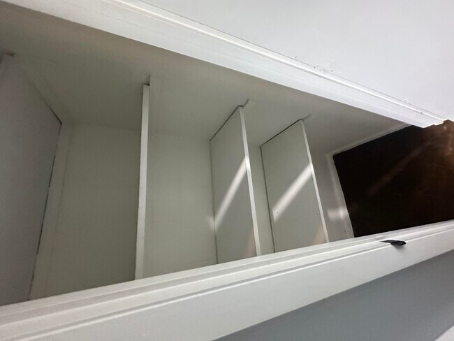 Building Photo - 702 Wilkinson Blvd