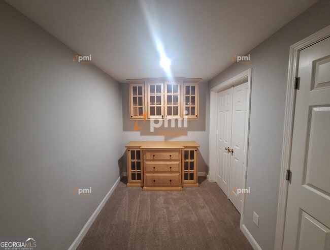 Building Photo - 508 Milledge Gate Dr SE