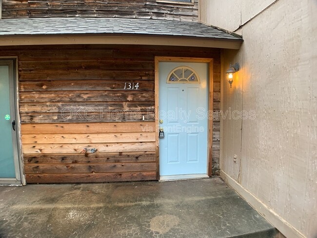 Building Photo - 1314 Pennington Ave