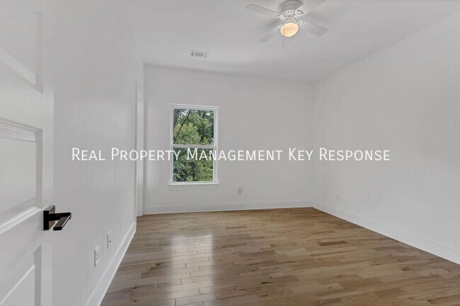 Building Photo - 1235 Vultee Blvd