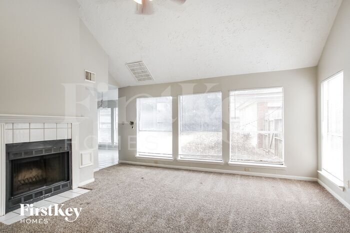 Building Photo - 5322 Santrey Dr