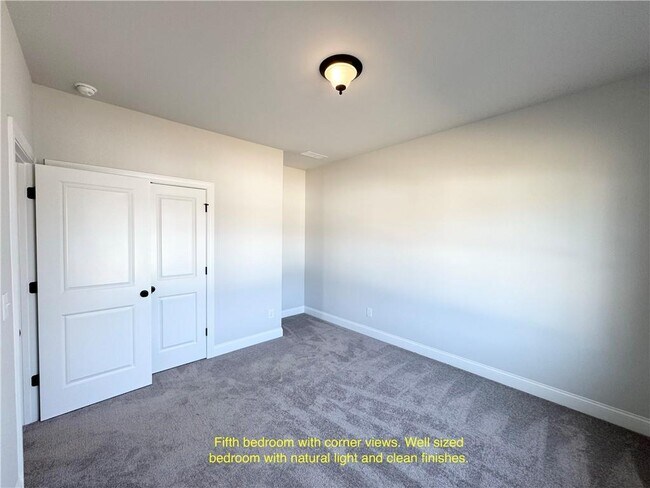 Building Photo - 5230 Br Vw Dr