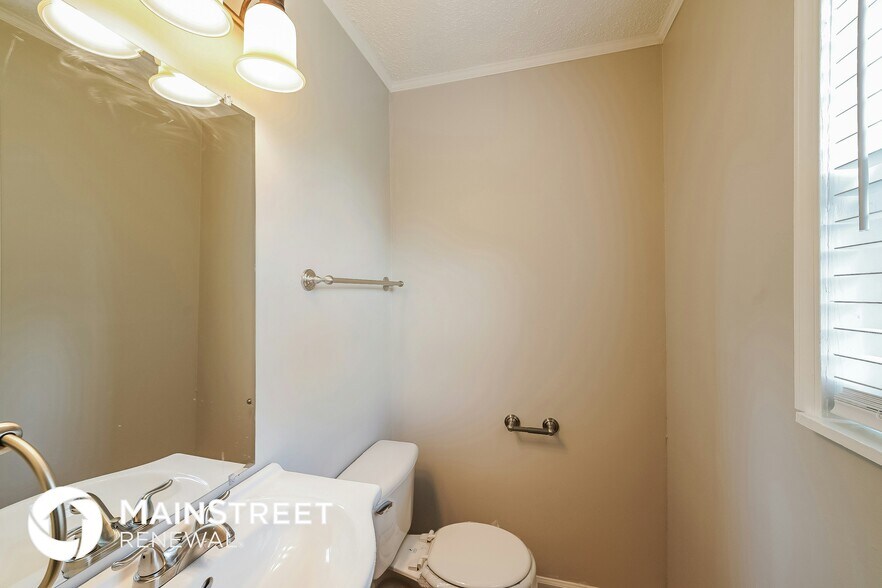 Building Photo - 5070 Rick Dr