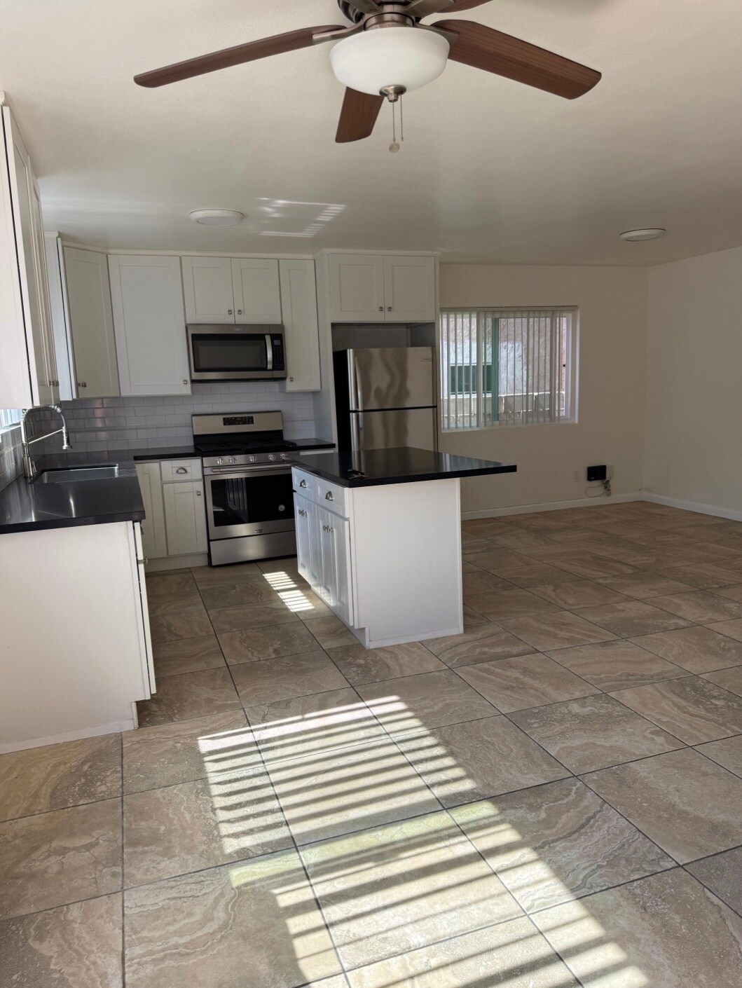 Building Photo - 4712 W 171st St