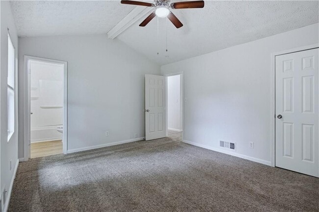 Building Photo - 1600 Sugar Plum Dr SW