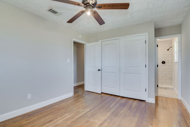 Building Photo - Charming 3-Bedroom, 2-Bath Home on a Corner Lot with Spacious Backyard