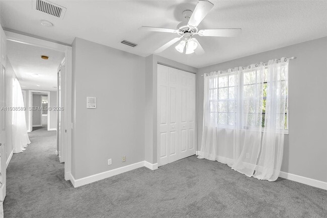 Building Photo - 558 NW 118th Ave