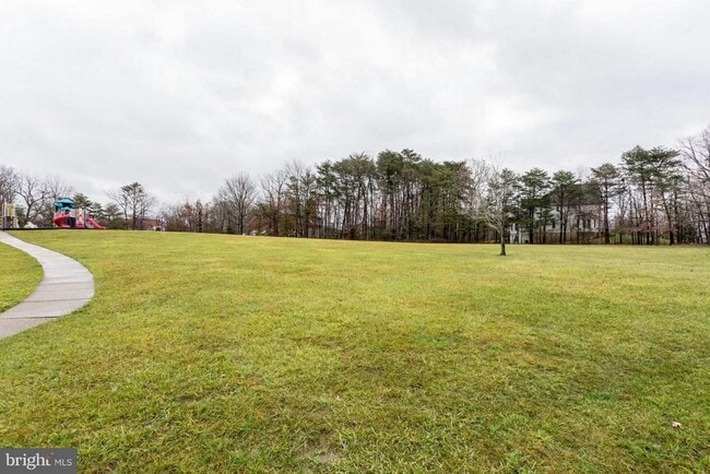 Building Photo - 6627 Briarleigh Way
