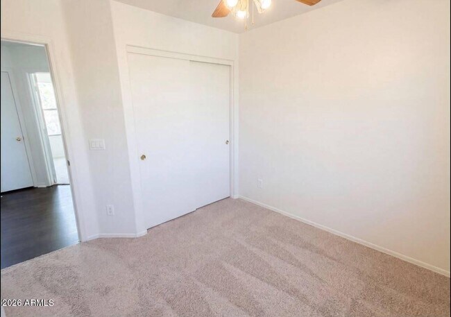 Building Photo - 13976 W Port Royale Ln