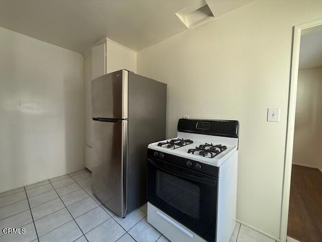 Building Photo - 1636 Amberwood Dr