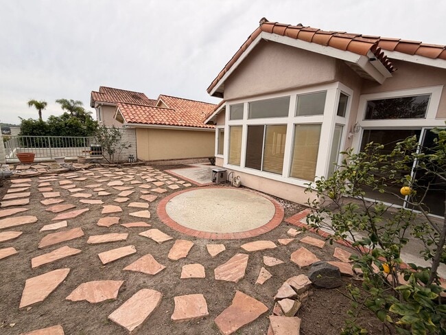 Building Photo - Spacious 2 Bed, 2 Bath House in Prestigious Coto de Caza For Rent!