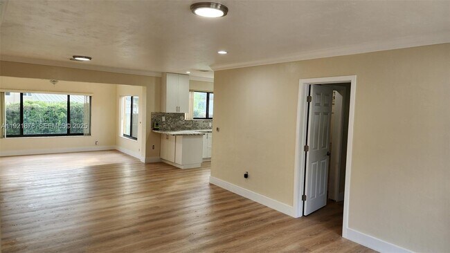 Building Photo - 8010 SW 16th St