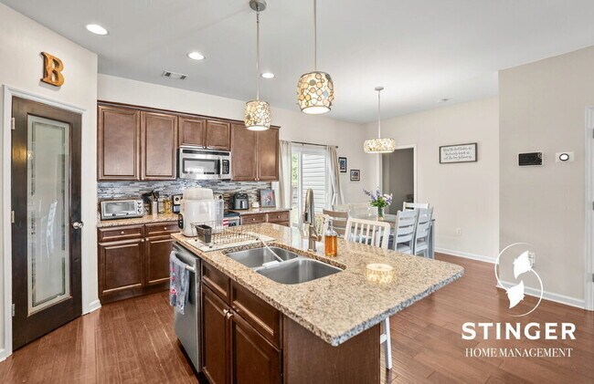 Building Photo - 67 Wintergreen Dr