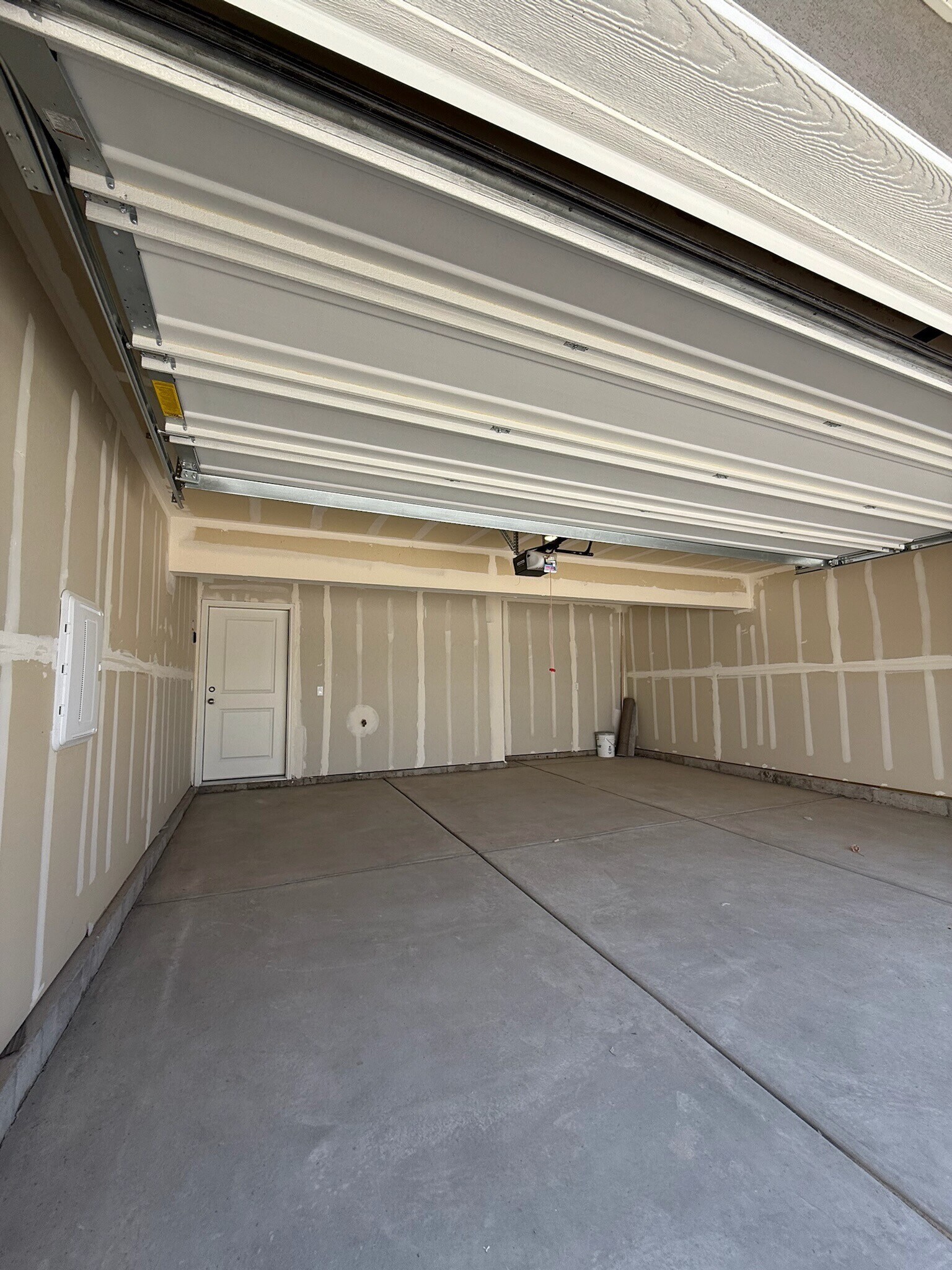 Building Photo - 358 N Corridor Ln