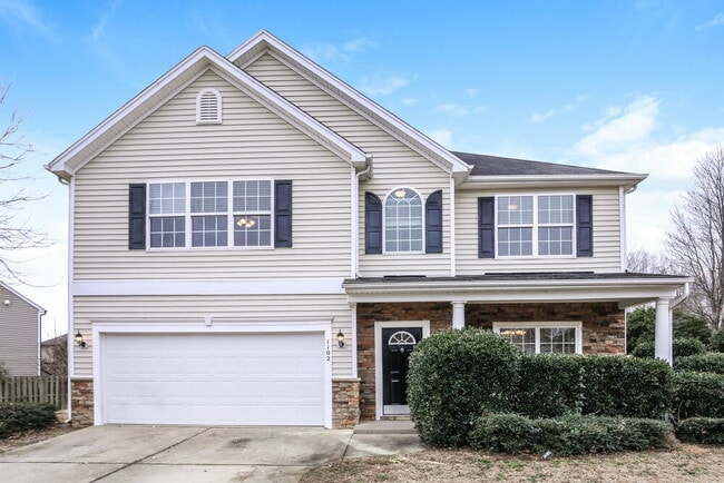 Building Photo - 1102 Braemar Highland Dr