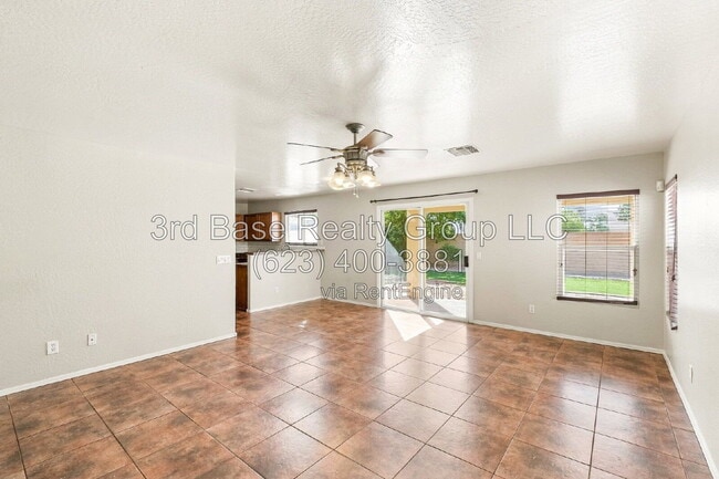 Building Photo - 22593 W Solano Dr