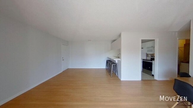 Building Photo - 9515 University Terrace Dr