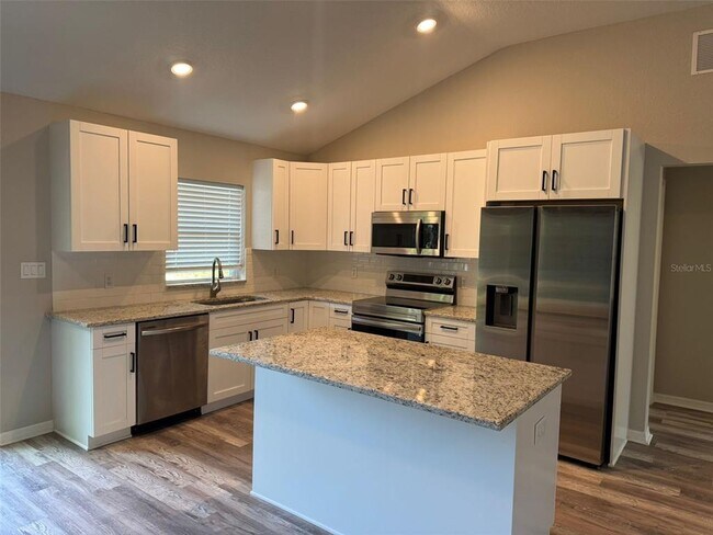 Building Photo - 16430 SE 89 Ct